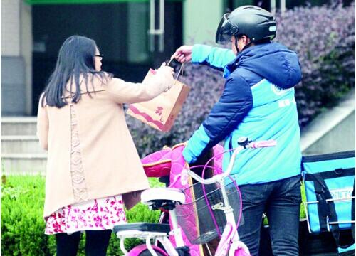 武漢大學(xué)生為什么這么愛吃外賣,這些理由我也是醉了！